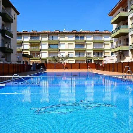 Omega 12 2-a Apartment *